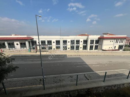 Akgedik Zeki Emlak'tan 2. Etap 1. Kısım'da Fırsat 2+1 Satılık D.