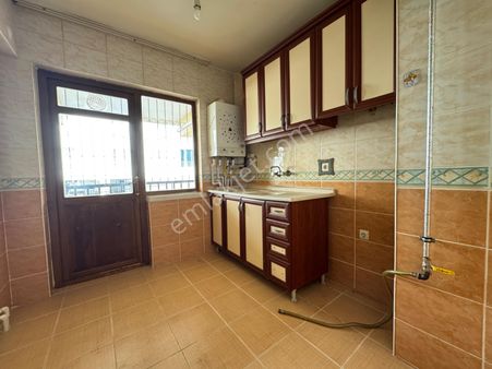 Atapark Mahallesi'nde Cadde Yakını 2+1 Daire!