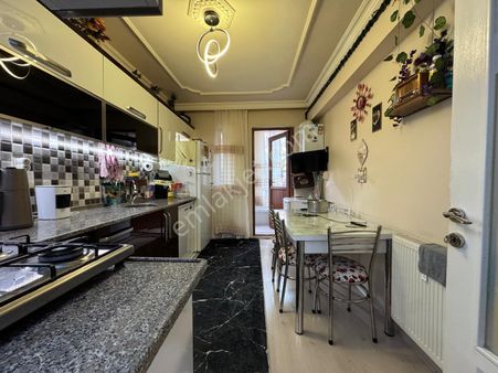 Atapark'ta Cadde Üzerinde 3+1 Full Yapılı Daire!