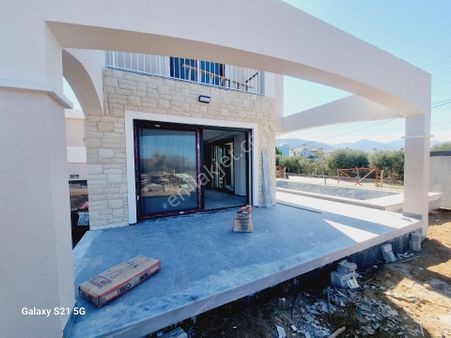 Kuşadası Davutlarda Satılık 4+1 M