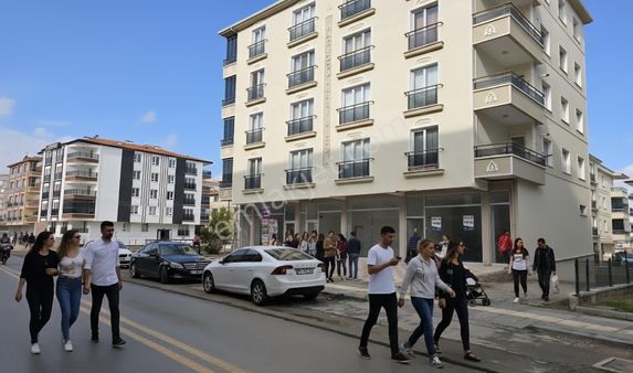 Yenikent 29 Ekim Mah. De Cadde Üstü Satılık Dükkan