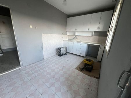 Konak Mehtap Mah.de 2+1 85m2 Bahçe Katı Klasik Kiralık Daire