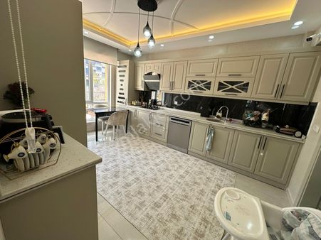 Delen Gayrimenkul'den Belkız Trafik Parkı Civarı Ultralüks 3+1