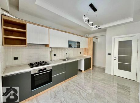 ⫸akçay Best Emlak'tan⫷ İkizçayda Doğalgazlı Asansörlü Lüx 2+1