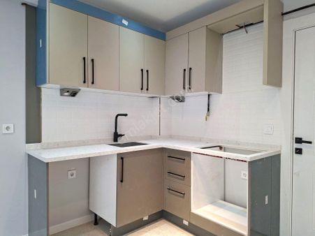 Recep Ümit'ten Şarhöyük Çarşı Merkezde Satılık Süper Lux Yerden Isıtma 1+1 Ferah Daire