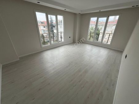 Büyükçekmece Fatih Mah Sıfır Lüks Binada Kiralık 2+1 Daire