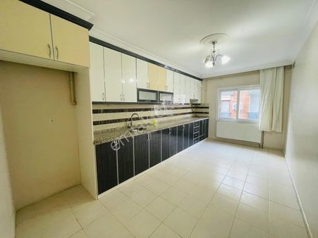 Turpa'dan Yeni Mh. Satılık Fırsat 3+1 Arakat Daire