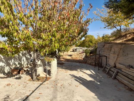 Malatya Hiroglunda Satlik Bahceli Ev