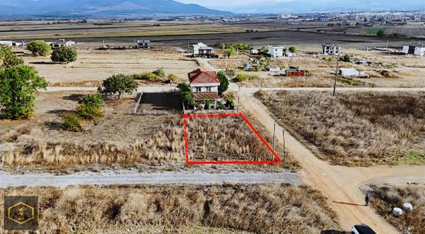 Zeybek Emlaktan Aqua Termal Bölgesinde 420 M2 Arsamız Satılıktır