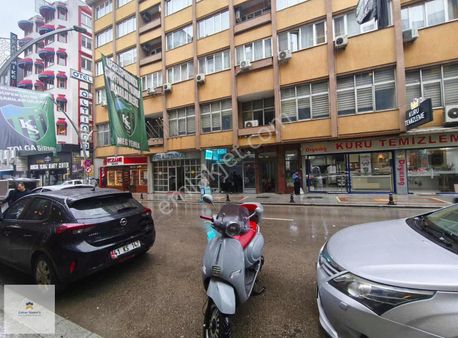 İzmit Alemdar Cad Altınnal Pasajında Satılık 20 M2 Dükkan