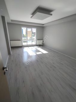 Çerkezköy İstasyon Mahallesinde Lemarın Üstünde Kiralık Dupleks