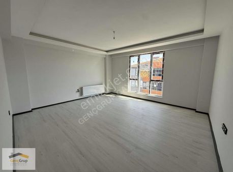 *genç Grup* Ayrık Nizamların Olduğu Bölge Ferah Sokak Geniş 2+1.