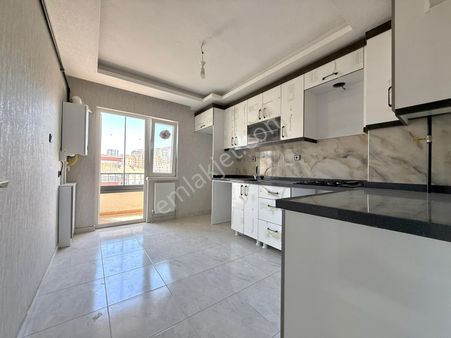 Taşcılar'dan Merkez'de 135m², Full Yapılı Güney- Park Manzaralı 3+1 D.