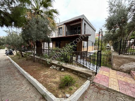 Kuşadası Kadınlar Denizi Satılık Doğalgazlı 3+1 Dublex Villa