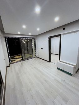 Valley'den Yatay Mimari Bahçeli Havuzlu Site 1+1 Satılık Daire!!