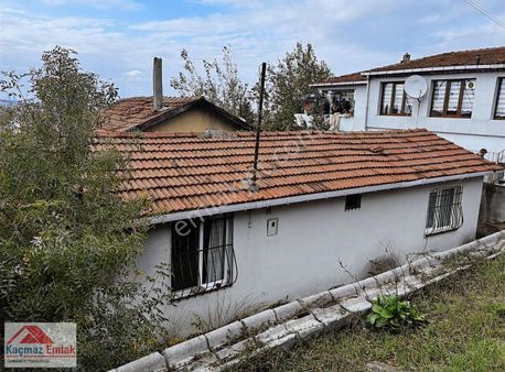 Beykoz Yenimahalle'de Satılık Gecekondulu Arsa
