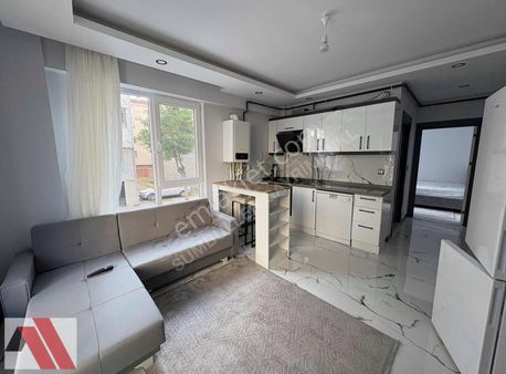 Sümbüller'den Merkezi Konumda Ful Eşyalı Köşe Konumda 1+1 Daire