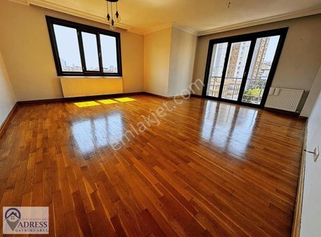 Adressten Elalmış Cad.üstünde 3+1 Geniş Kullanışlı Satılık Daire