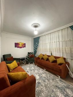 Yatırımlık Fatih Hırka:i Şerif Mahallesinde 1+1/75m2.3.kat/satılık Daire