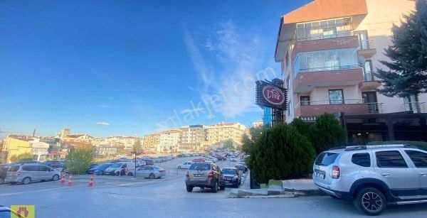 Çankaya Hilal Mahallesi Liva Pastanesi Yanı 1+1 Full Mobilyalı Bahçe Teraslı Daire