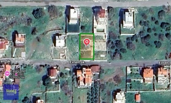 Çandarlı Bimeyko Koyunda Deniz Gören Satılık Yol Kenarı Arsa