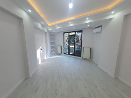 Armax'tan Şemsipaşa Mah Satılık 2+1 Asansörlü İskanlı Daire