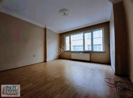 Bulan'dan Ortaköy'de Yıldız Parkına Yakın Arsa Tapulu Geniş 2+1