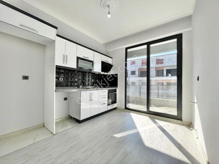 Berkay Demirel'den Altınkumda Arakat Ebeveyn Banyolu Sıfır 2+1