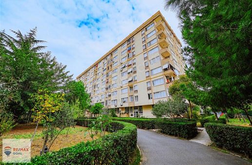 Remax Şirvan'dan Ataköy 5.kısımda 3+1 Satılık Daire