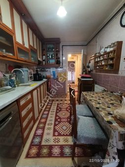 Çamlıca Mahallesinde Satılık 250m2 Müstakil Ev