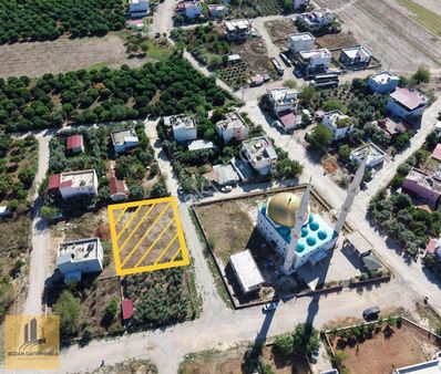 Varsaklar Ashabı İkram Cami Yanında 3 Kata İmarlı 615 M2 Arsa