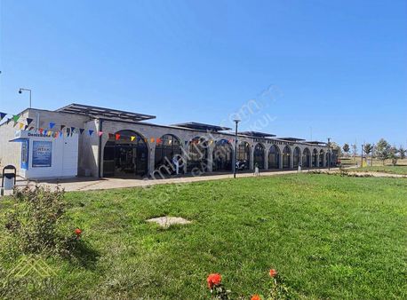 Royal'den Tarihi Avrasya Pazar'ında Satılık Dükkan