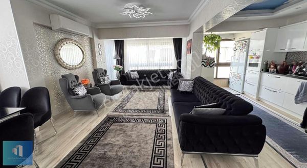 Marmaris Kemeraltı'nda Merkeze Yakın Satılık 4+1 Daire