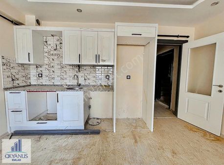 Okyanus Emlaktan 1+1,cadde Üstü, Otaparklı