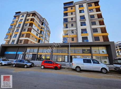 Kepez Fevziçakmak'da Satılık 950 M2 Cadde Üzeri Dükkan