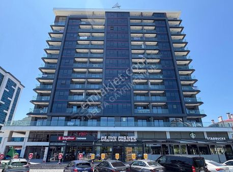 Delta Gayrimenkul'den A Plaza'da Kiralık 1+1 Ön Cephe Ofis