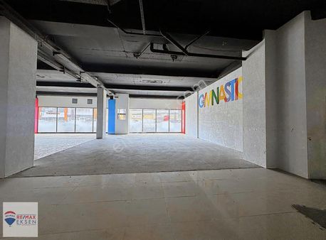 Sancaktepe Merkeze Yakın Çamşan Avm Çarşısı Kiralık Dükkan