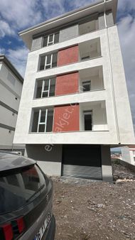 Ad-desticiler Emek Mahallesi Komple Bina 4 Adet 2+1