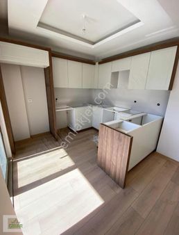 Döşemealtı Bahçeyaka Mah.yerden Isıtma Giyinme Odalı1+1lüx Daire