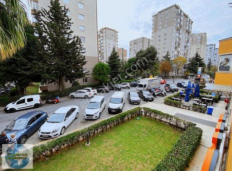 Beylikdüzü Barış Mahallesinde Merkezde 230 M2 Buro&ofis