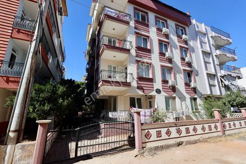 Merkezi Konumda Üniversiteye Yürüme Mesafesinde Kız Apart