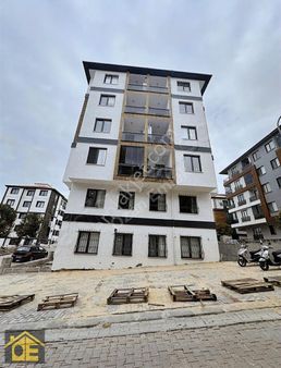 Ozan'dan Sitelerde Yeni Bina'da 2+1 Satılık Daire