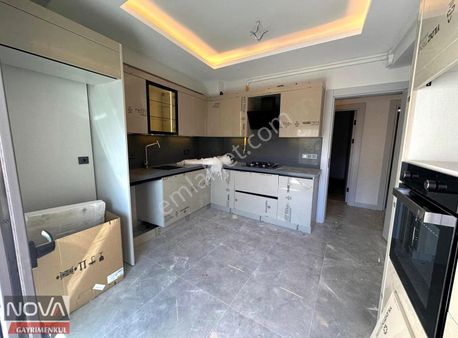 Fatih Parkı Civarı 3+1 135m Ultra Lüx Sıfır Önü Açık Geniş Daire