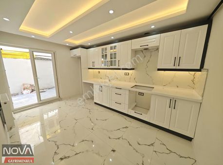 Kafe Sera Yanı 3+1 125m+50m Bahçeli Çift Cepheli Ful Lüx Daire .