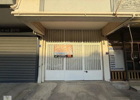 Aydın Nazilli Zafer Mahallesinde Hürriyet Caddesi Satılık Dükkan