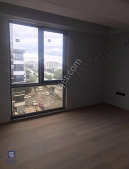 Atakum Atatürk Bulvarında Caddede Kiralık 1+1 Ofis