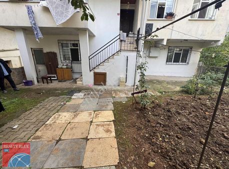 Sultanbeyli Ahmet Yesevi'de 2 + 1 Kiralık Bahçe Katı Daire