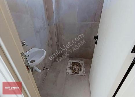 Çayırova Emek Mahallesinde Lüx Fırsat Satılık 3+1 Daire