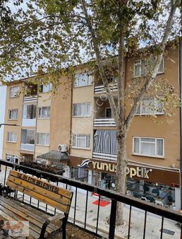 İmza Gayrimenkulden Çarşı Merkezinde Satılık 3-1 Daire