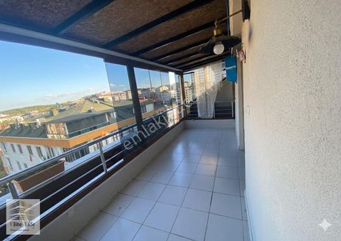 Çekmeköy Merkezde 3+2 Dubleks Geniş Teraslı, Ebeveyn Banyolu,